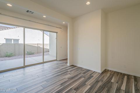 960 E Ladbroke Way, Gilbert, AZ 85297 photo 10