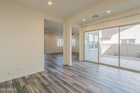 960 E Ladbroke Way, Gilbert, AZ 85297 photo 9