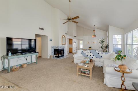 2326 E Lakecrest Dr, Gilbert, AZ 85234 photo 3