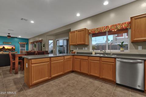 3353 E Baranca Dr, Gilbert, AZ 85297 photo 13