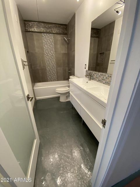 353 E Thomas Rd #C501, Phoenix, AZ 85012 photo 3