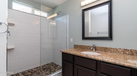 4039 E Morrow Dr, Phoenix, AZ 85050 photo 9