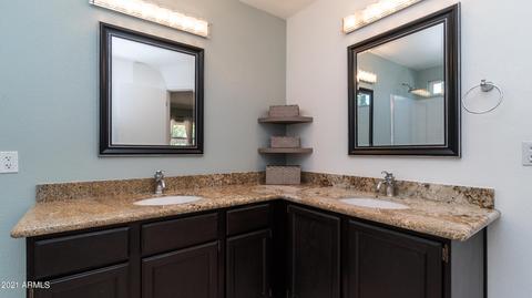 4039 E Morrow Dr, Phoenix, AZ 85050 photo 10