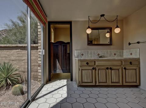 5320 E Rockridge Rd, Phoenix, AZ 85018 photo 11