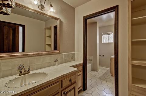 5320 E Rockridge Rd, Phoenix, AZ 85018 photo 12