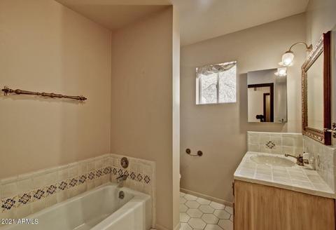 5320 E Rockridge Rd, Phoenix, AZ 85018 photo 13