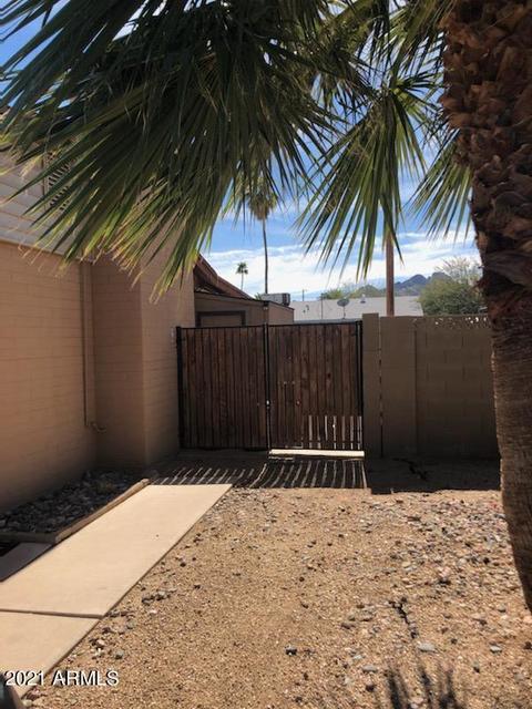 2857 E Beryl Ave, Phoenix, AZ 85028 photo 12