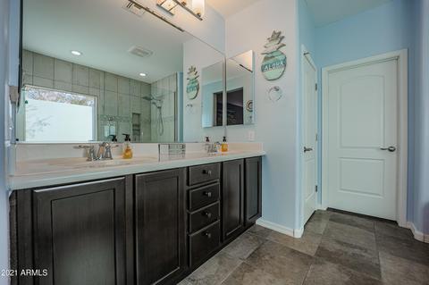 3604 E Abraham Ln, Phoenix, AZ 85050 photo 9