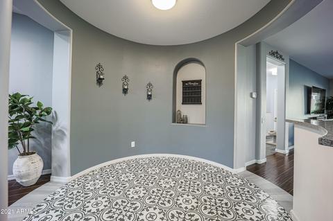 3604 E Abraham Ln, Phoenix, AZ 85050 photo 4