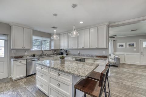 902 W Campus Dr, Phoenix, AZ 85013 photo 11