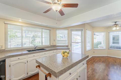 1930 E Caroline Ln, Tempe, AZ 85284 photo 9