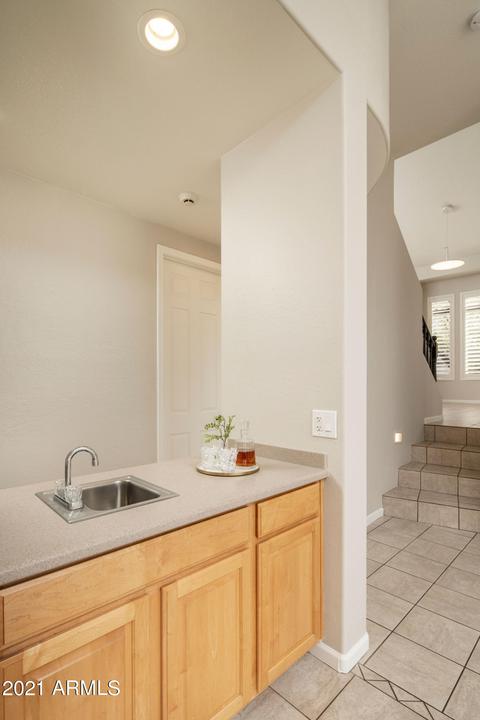 5247 E Herrera Dr, Phoenix, AZ 85054 photo 10