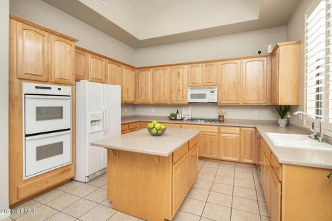 5247 E Herrera Dr, Phoenix, AZ 85054 photo 7