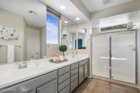 2858 E Sands Dr, Phoenix, AZ 85050 photo 9