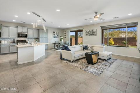 2858 E Sands Dr, Phoenix, AZ 85050 photo 6