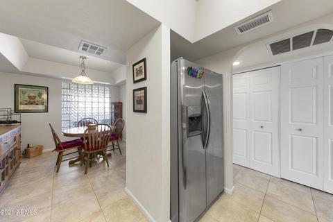 214 E Ruth Ave #209, Phoenix, AZ 85020 photo 11