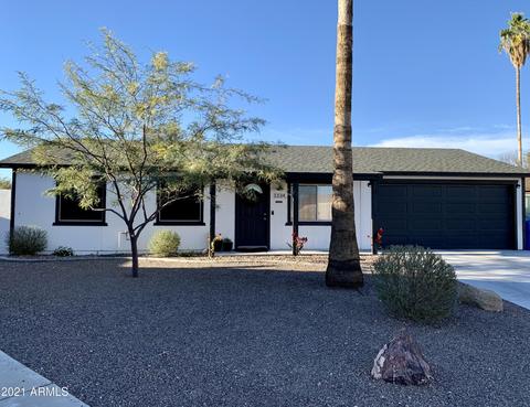 3334 E Gelding Dr, Phoenix, AZ 85032 photo 32
