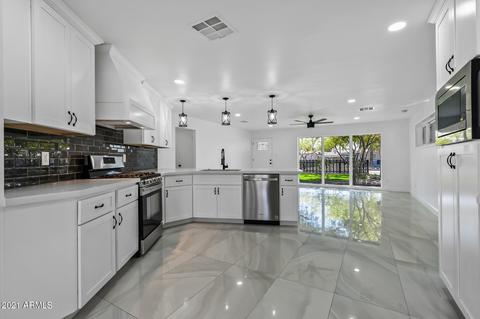 3938 E Cheery Lynn Rd, Phoenix, AZ 85018 photo 21