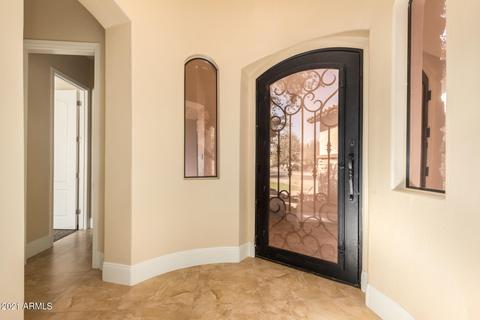 3221 E Branham Ln, Phoenix, AZ 85042 photo 5