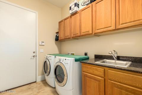 3221 E Branham Ln, Phoenix, AZ 85042 photo 34