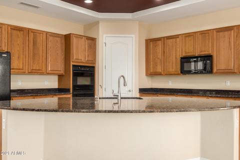 3221 E Branham Ln, Phoenix, AZ 85042 photo 15