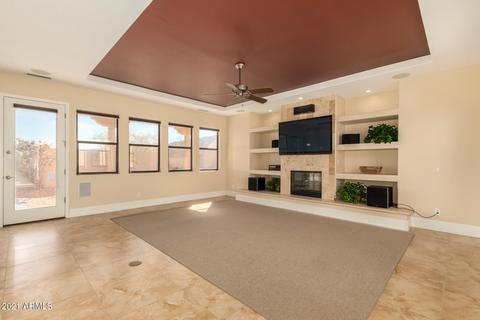 3221 E Branham Ln, Phoenix, AZ 85042 photo 9