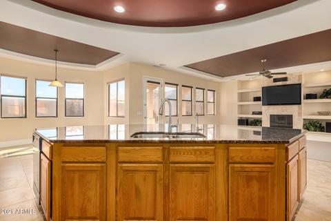 3221 E Branham Ln, Phoenix, AZ 85042 photo 17