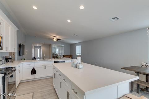 2913 E Mobile Ln, Phoenix, AZ 85040 photo 12