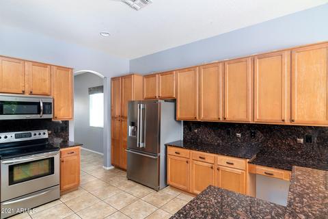 2953 E Parkview Dr, Gilbert, AZ 85295 photo 5