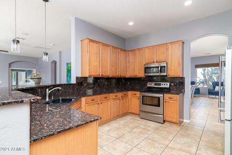 2953 E Parkview Dr, Gilbert, AZ 85295 photo 7