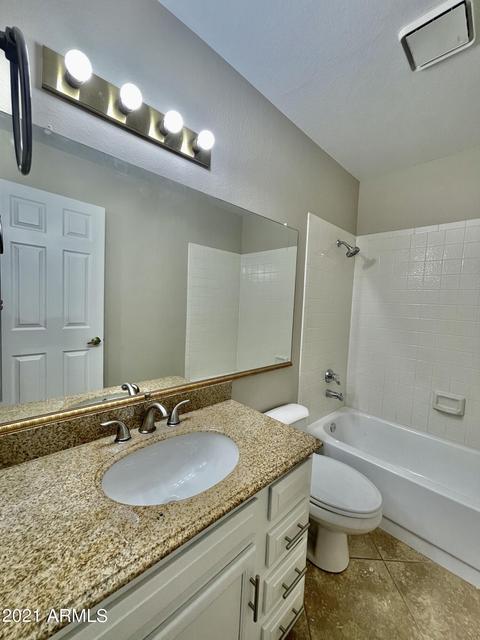 3854 E Whitney Ln, Phoenix, AZ 85032 photo 9