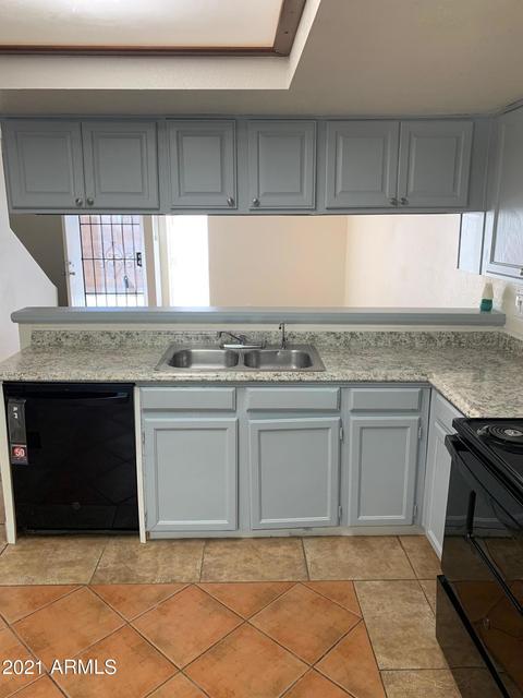 2424 E Tracy Ln #3, Phoenix, AZ 85032 photo 2