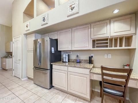 516 E Silverwood Dr, Phoenix, AZ 85048 photo 16