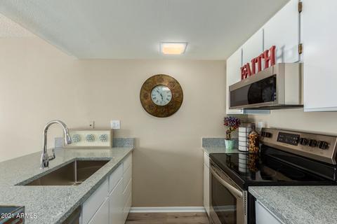 3033 E Devonshire Ave #2031, Phoenix, AZ 85016 photo 9
