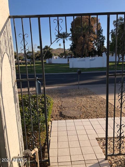 602 E Calavar Rd, Phoenix, AZ 85022 photo 2