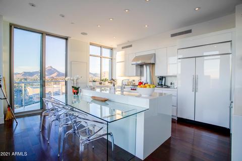 2402 Esplanade Ln #PH1, Phoenix, AZ 85016 photo 3
