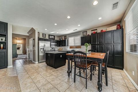 3829 E Timberline Ct, Gilbert, AZ 85297 photo 9
