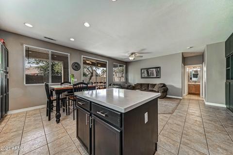 3829 E Timberline Ct, Gilbert, AZ 85297 photo 12