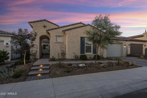 2946 E Robin Ln, Phoenix, AZ 85050 photo 5