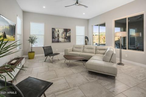2946 E Robin Ln, Phoenix, AZ 85050 photo 10