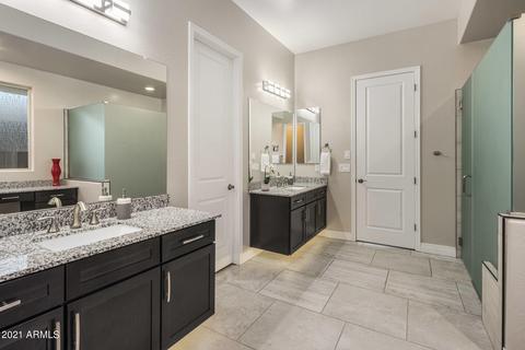 2946 E Robin Ln, Phoenix, AZ 85050 photo 16