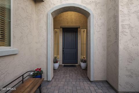 2946 E Robin Ln, Phoenix, AZ 85050 photo 6