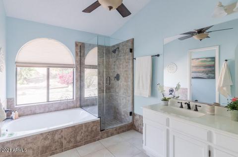3642 E Lavender Ln, Phoenix, AZ 85044 photo 9