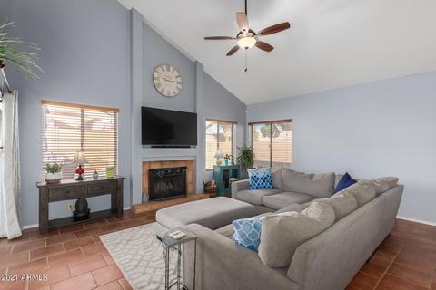 4336 E Siesta Ln, Phoenix, AZ 85050 photo 2