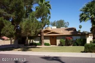 2130 E Lawrence Rd, Phoenix, AZ 85016 photo 1