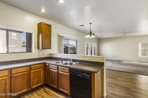 1116 E Parkview Ct, Gilbert, AZ 85295 photo 6