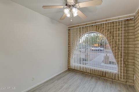 3427 E Minnezona Ave, Phoenix, AZ 85018 photo 9