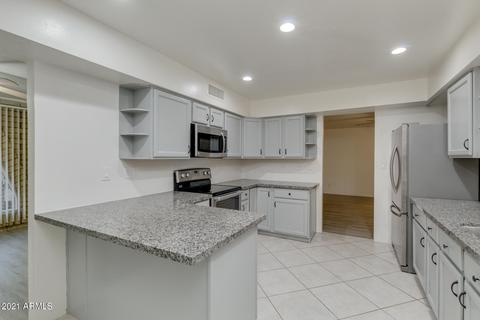 3427 E Minnezona Ave, Phoenix, AZ 85018 photo 7