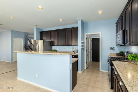 3462 E Michelle Way, Gilbert, AZ 85234 photo 9
