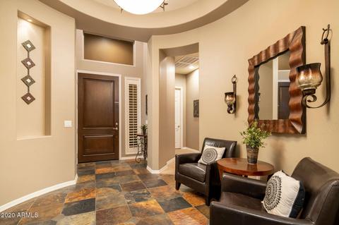 3521 E Robin Ln, Phoenix, AZ 85050 photo 11